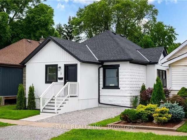 House For Sale in St. Catharines, Ontario