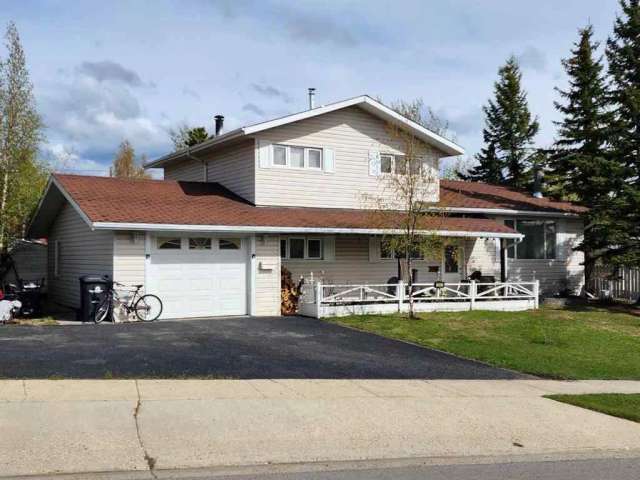 House For Sale in Town of Westlock, Alberta