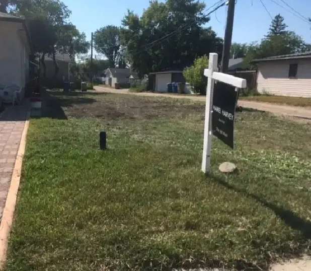 Lot for sale in rosemont-$62,500