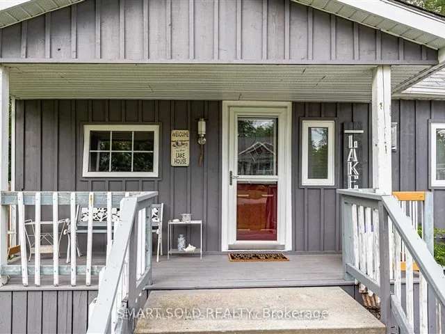 House For Sale in Georgina, Ontario