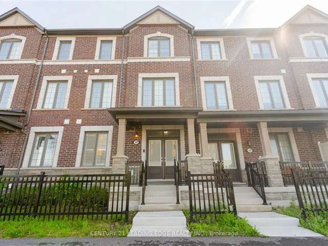 Townhouse For Sale in Whitby, Ontario