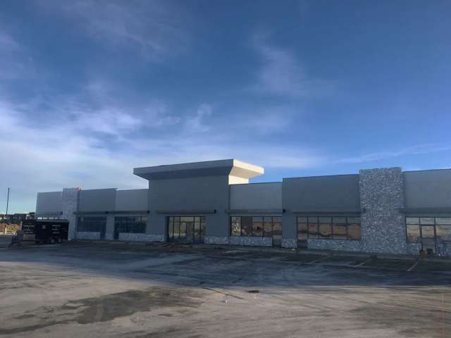 Retail For Rent in Warman, Saskatchewan