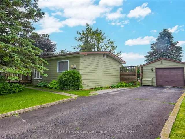 House For Sale in Georgina, Ontario