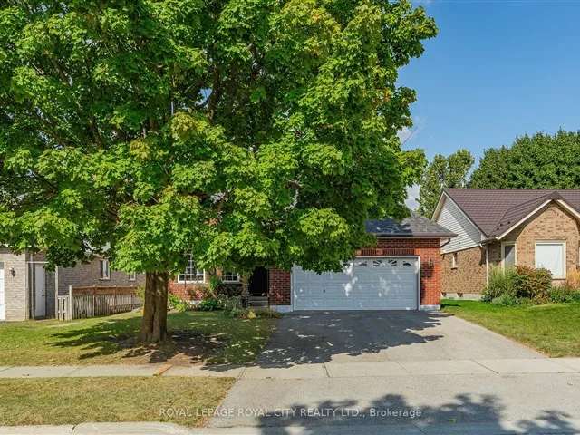 House For Sale in Guelph, Ontario