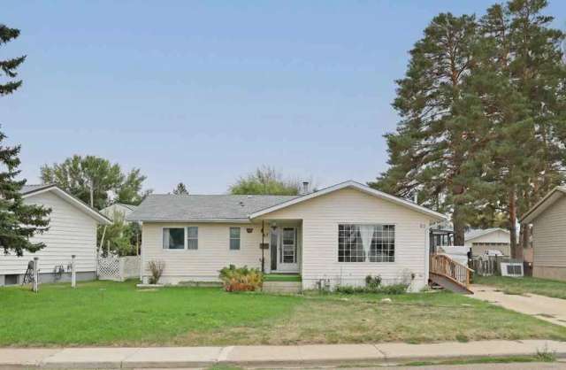 House For Sale in Brooks, Alberta