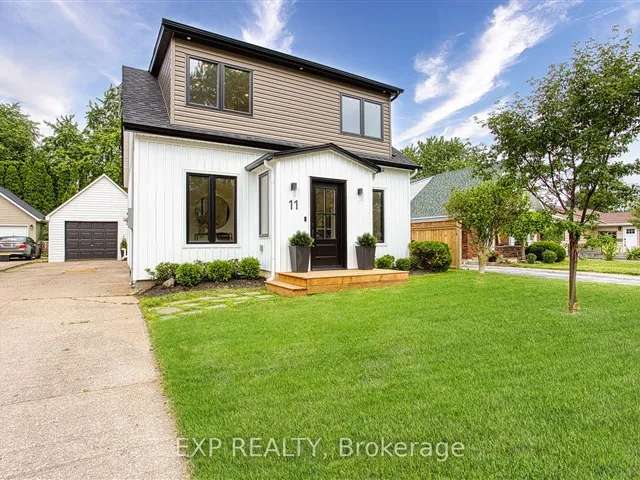 House For Sale in Grimsby, Ontario