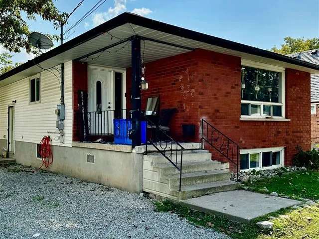 House For Sale in Peterborough, Ontario