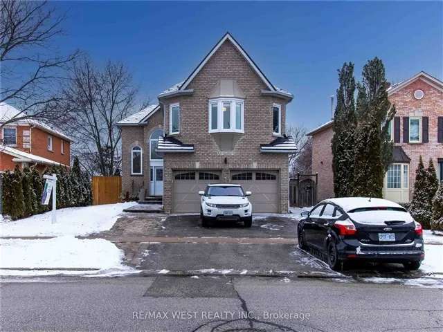 House For Rent in Barrie, Ontario