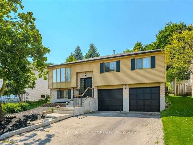 House For Sale in Guelph, Ontario