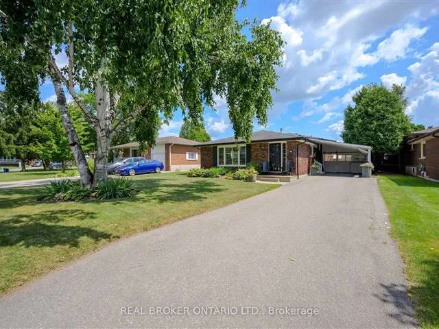 House For Sale in Burlington, Ontario