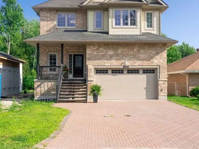 House For Sale in North Bay, Ontario