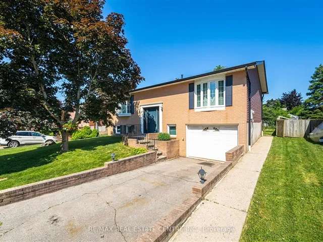 House For Sale in Milton, Ontario