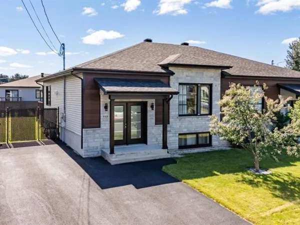 Bungalow-Semi-detached for sale (Centre-du-Québec) #QV710