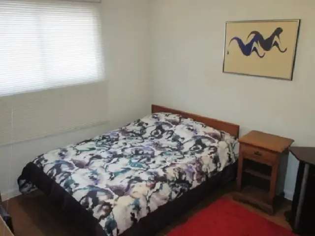 Furnished Room for rent near Algonquin College. For Sept 1st