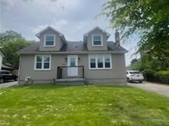 House For Rent in Aurora, Ontario