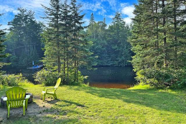 Cottage For Sale in Huntsville, Ontario