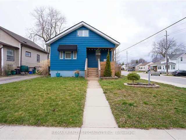 House For Sale in Niagara Falls, Ontario