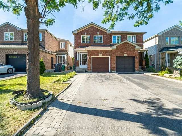 House For Sale in Brampton, Ontario