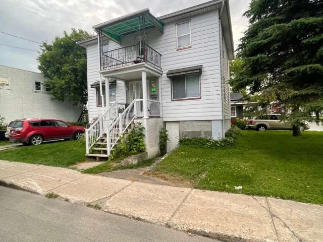 Store For Sale in Sainte-Adèle, Quebec