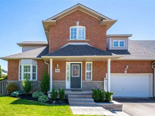 Townhouse For Sale in Burlington, Ontario