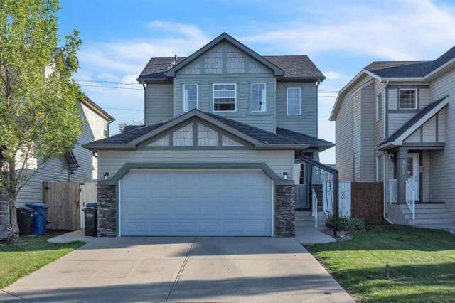 House For Sale in Okotoks, Alberta