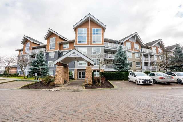 A $729,900.00 Apartment/Condo with 2 bedrooms in Clayton, Cloverdale