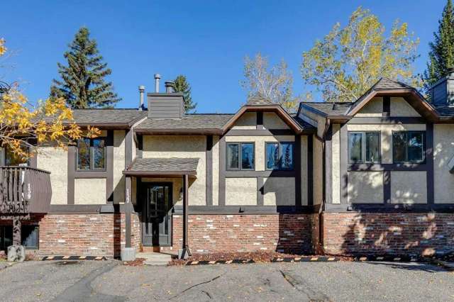 House For Sale in Calgary, Alberta