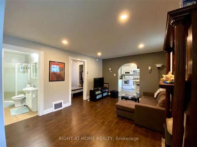 Duplex For Sale in London, Ontario