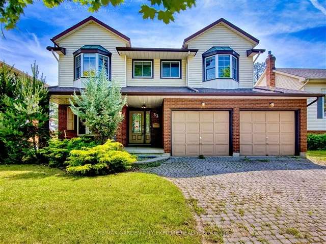 House For Sale in St. Catharines, Ontario