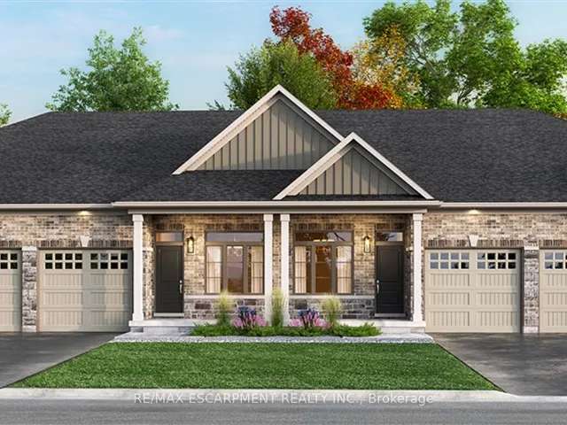 Townhouse For Sale in Woodstock, Ontario