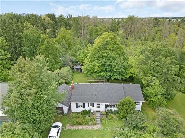 House For Sale in Hamilton, Ontario