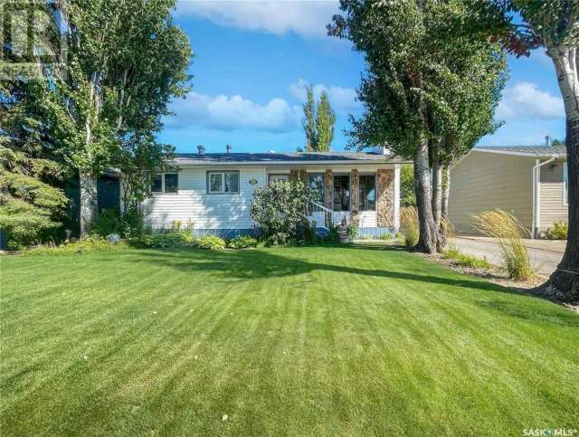 House For Sale in Swift Current, Saskatchewan