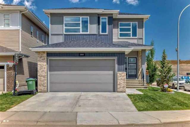 House For Sale in Calgary, Alberta