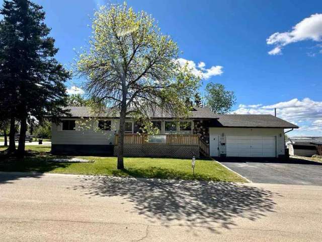 House For Sale in City of Cold Lake, Alberta