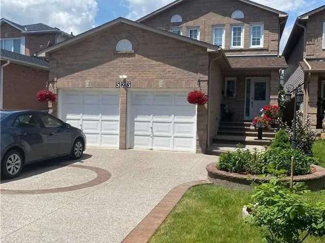 House For Rent in Mississauga, Ontario