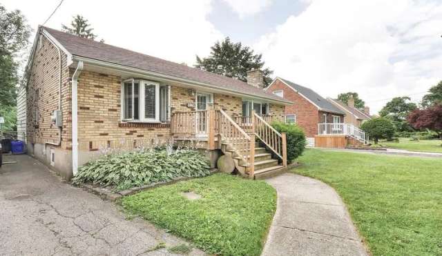 House For Sale in Caledon, Ontario