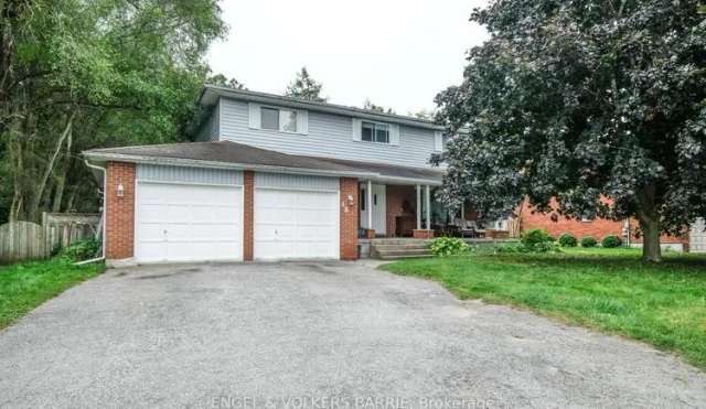 House For Sale in Barrie, Ontario