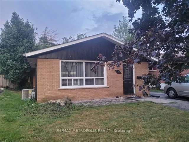 Duplex For Sale in Oshawa, Ontario