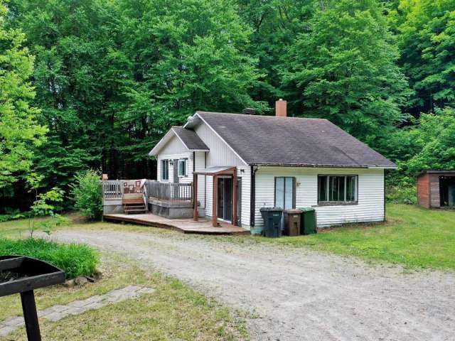 Bungalow For Sale in Quebec, Quebec