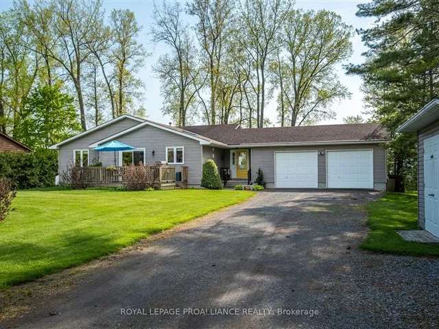 House For Sale in Greater Napanee, Ontario