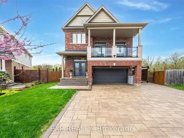 House For Sale in Niagara Falls, Ontario