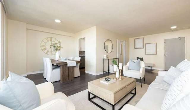 Condo For Sale in Pickering, Ontario