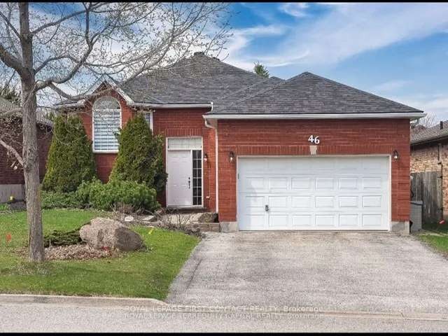 Duplex For Rent in Barrie, Ontario