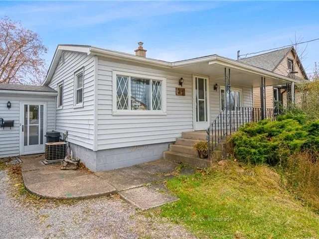 House For Sale in St. Catharines, Ontario