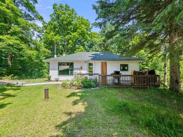 House For Sale in Hastings Highlands, Ontario