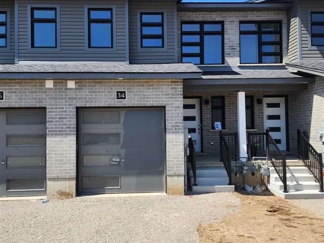 Townhouse For Sale in Cambridge, Ontario