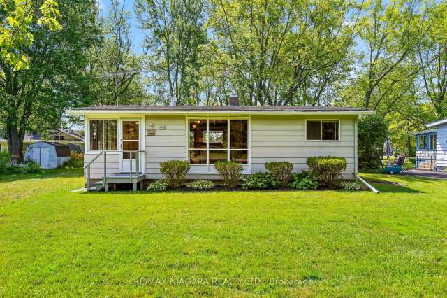 House For Sale in Wainfleet, Ontario