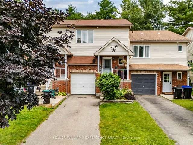 Townhouse For Sale in Essa, Ontario