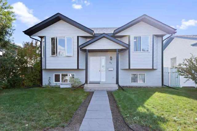 House For Sale in Blackfalds, Alberta