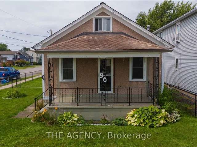 House For Sale in Port Colborne, Ontario